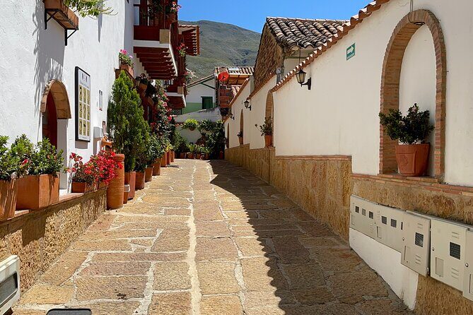 Private Villa de Leyva Full Day Tour - Guide quality: the difference between a good day and a great day