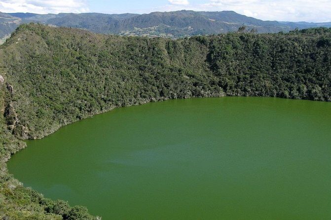 Private Zipaquira Salt Cathedral and Guatavita Lagoon Tour from Bogota - Zipaquirá town stop: where colonial buildings meet a modern day trip
