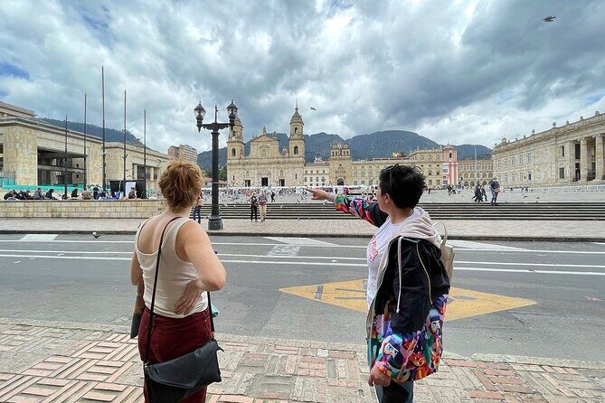 Rent a local friend in Bogota - Walking, transport, and planning your energy level