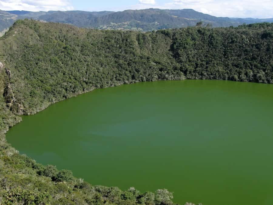 Salt Cathedral and Guatavita Lake with Lunch and Guide - Guatavita Lake and the Chieftain’s Ritual: Where El Dorado Took Shape
