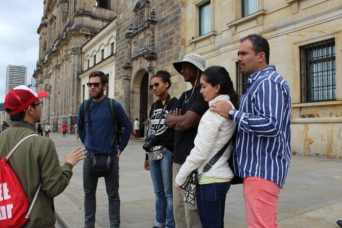 Shared Tour Colombian Conflict: war, drug trafficking and peace - A Three-Hour Walk Through Colombia’s Conflict and Peace