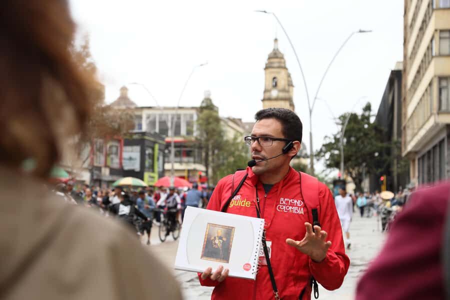 Shared Tour Colombian Conflict War, Drug Trafficking & Peace - Key points before you go