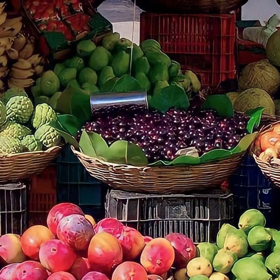 Shared Tour of Colombian Exotic Fruit at Paloquemao Market - Who this Paloquemao fruit tour suits best