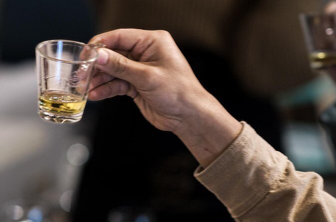 Tasting of Aguardiente and Chocolate Flavors of Colombia - The chocolate pairings: fruity, spicy, and floral notes in practice