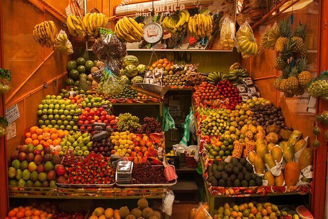 Tropical Abundance: Interactive Cooking Class in Bogota - Chapinero cooking time: a chef’s apartment beats a demo kitchen