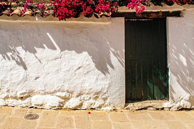 Villa de Leyva Full Day Private Tour (12 Hrs.) - Lunch plus the practical rhythm of a 12-hour day
