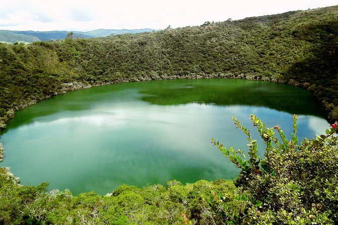 VIP Transfer to Salt Cathedral & Lake Guatavita from Bogota - VIP transfer from Bogotá: pickup, timing, and what to expect