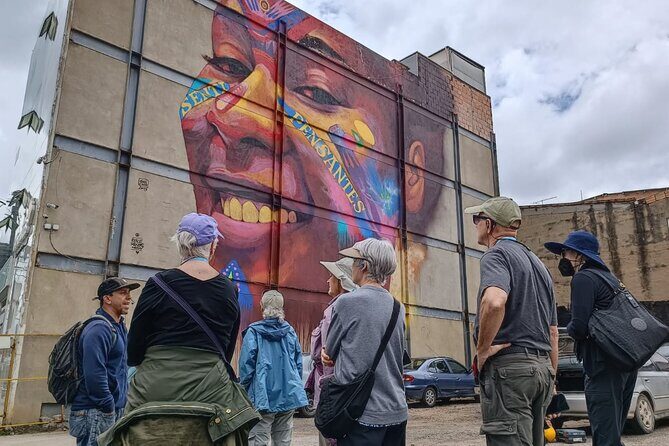 Walls of Wonder: Immersive Journey through Distrito Graffiti - Key things I’d plan around