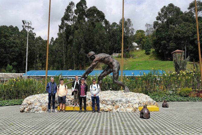 Zipaquirá Group Tour - More than Salt Cathedral - Lunch and the restaurant stop: budget for it and keep expectations flexible